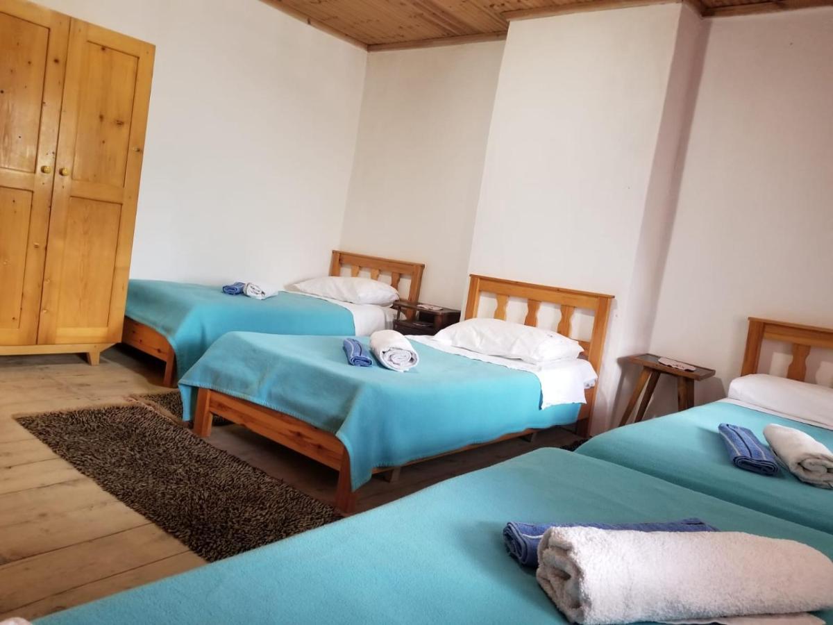 Bujtina Carku Hotel Theth Exterior photo