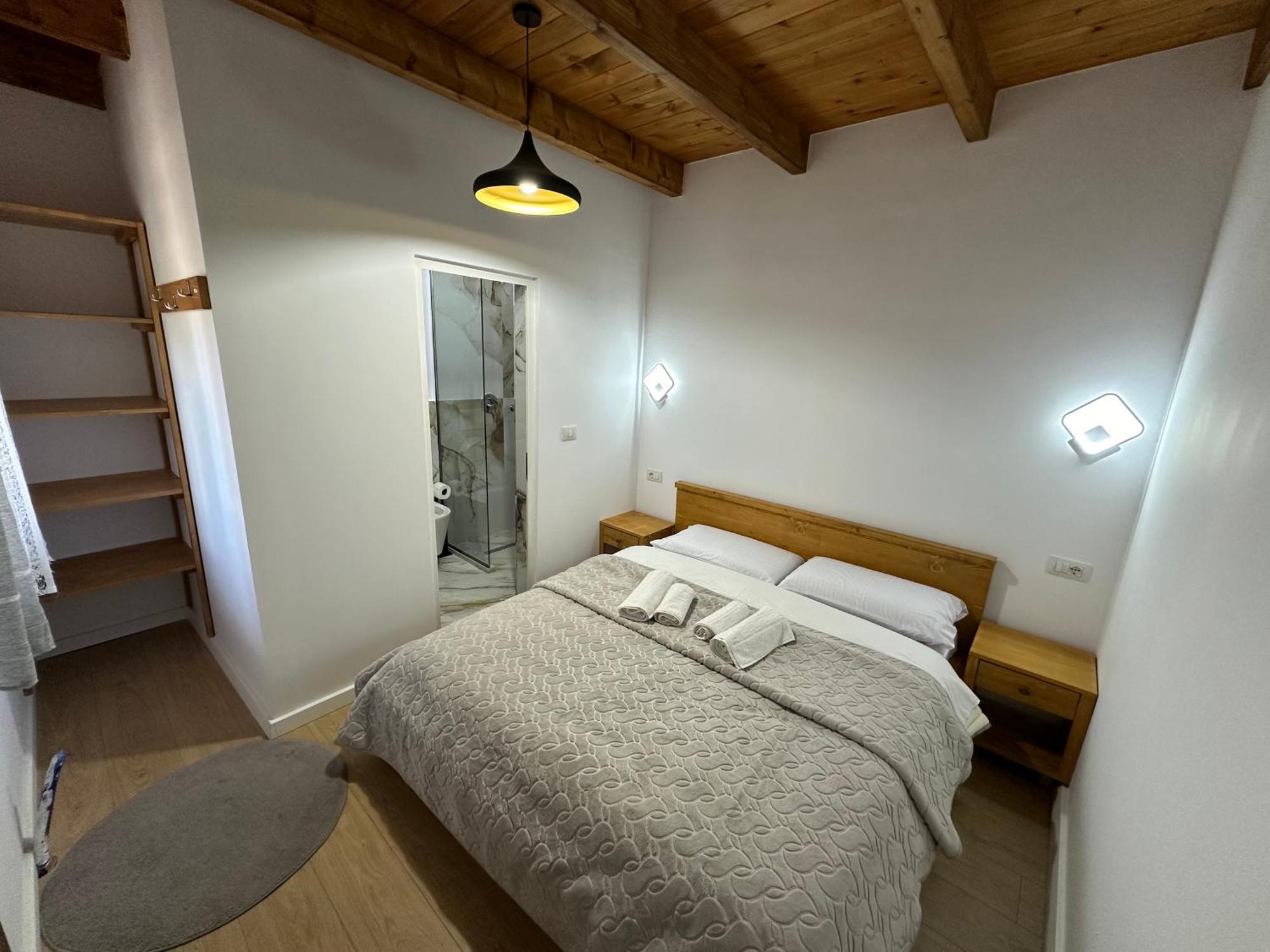 Bujtina Carku Hotel Theth Exterior photo